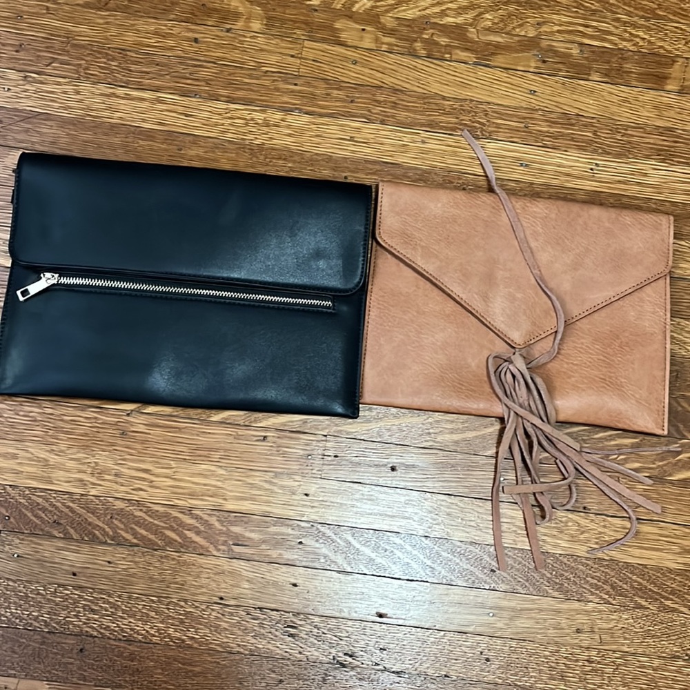 Clutch bundle! One brown clutch and one black clutch